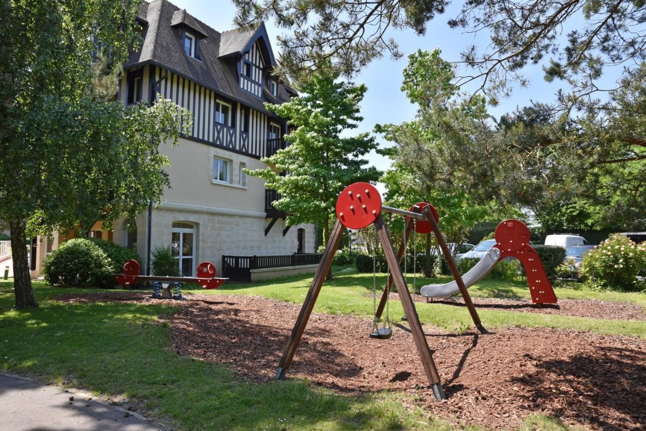 Tres Bel Appartement 8 Personnes Wifi Offert Deauville Eksteriør billede